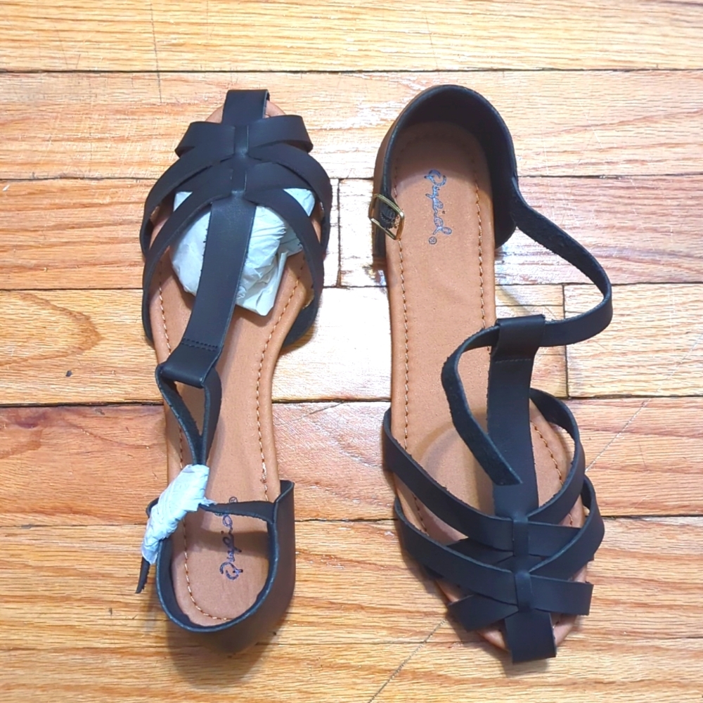 Qupid Black PU Sandals, size 9